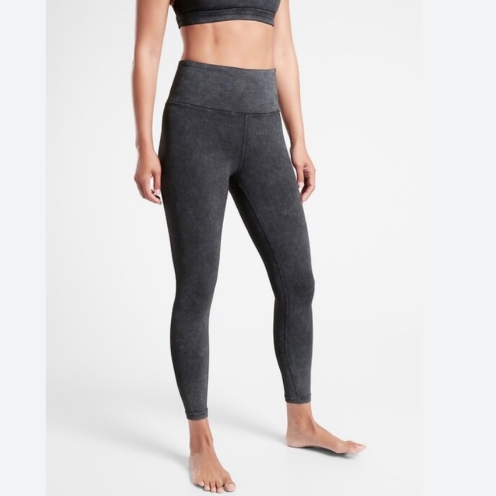 Athleta Elation Garment Dye 7/8 Legging in Black